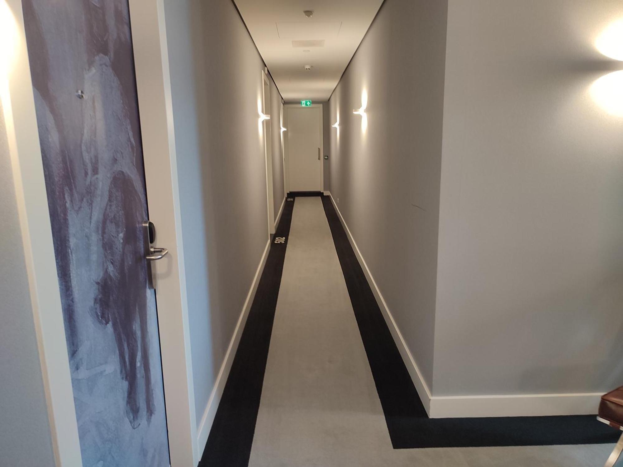 บี อพาร์ทโฮเทล เคนเนดี Aparthotel กรุงเฮก ภายนอก รูปภาพ